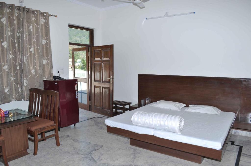 Shivanta Residency Hotel Rishikesh Bilik gambar